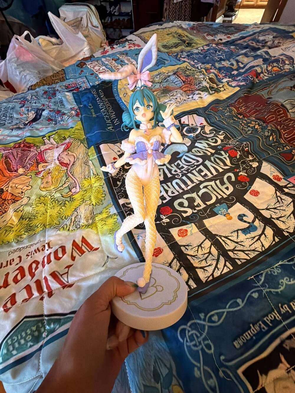 Hatsune Miku BiCute Bunnies White Rabbit Lavender Version Figure by FuRyu